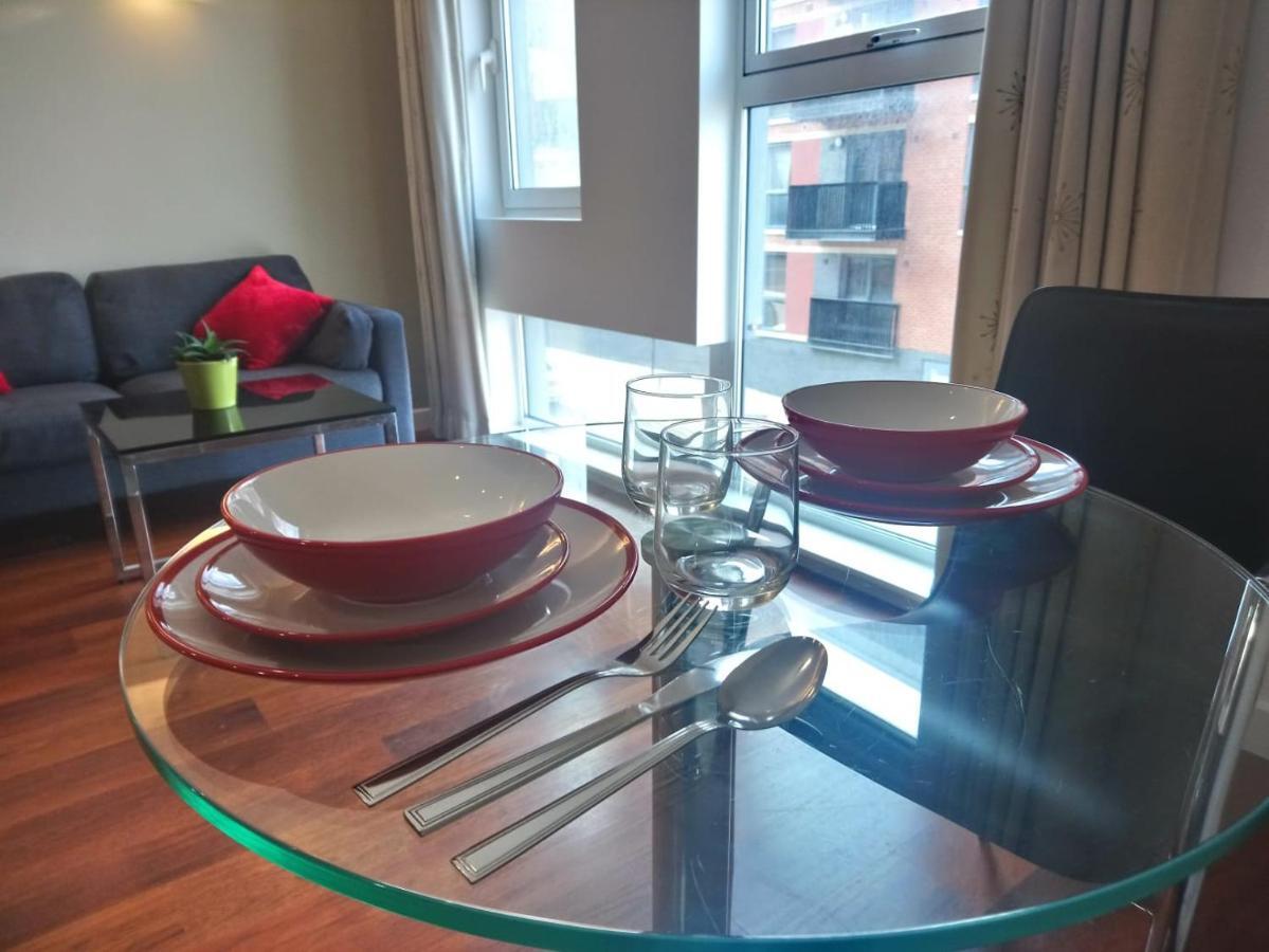 1 Bedroom Flat In Sheffield City Centre-Sleeps 4 Zewnętrze zdjęcie
